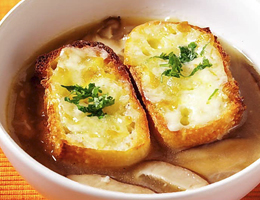 しいたけと玉ねぎのグラタンスープ